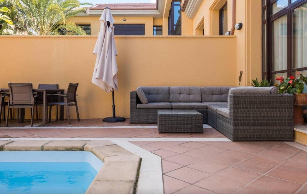 3 Bed Bungalow in Puerto Banús in Puerto Banús, Bungalow