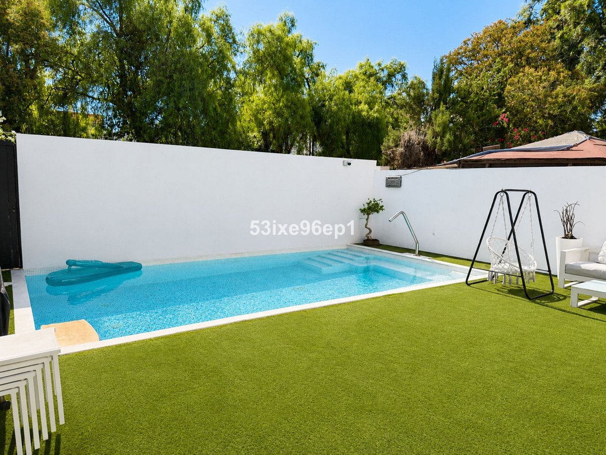 3 Bed Semi-Detached House in Nueva Andalucía in Nueva Andalucía, Semi-Detached House