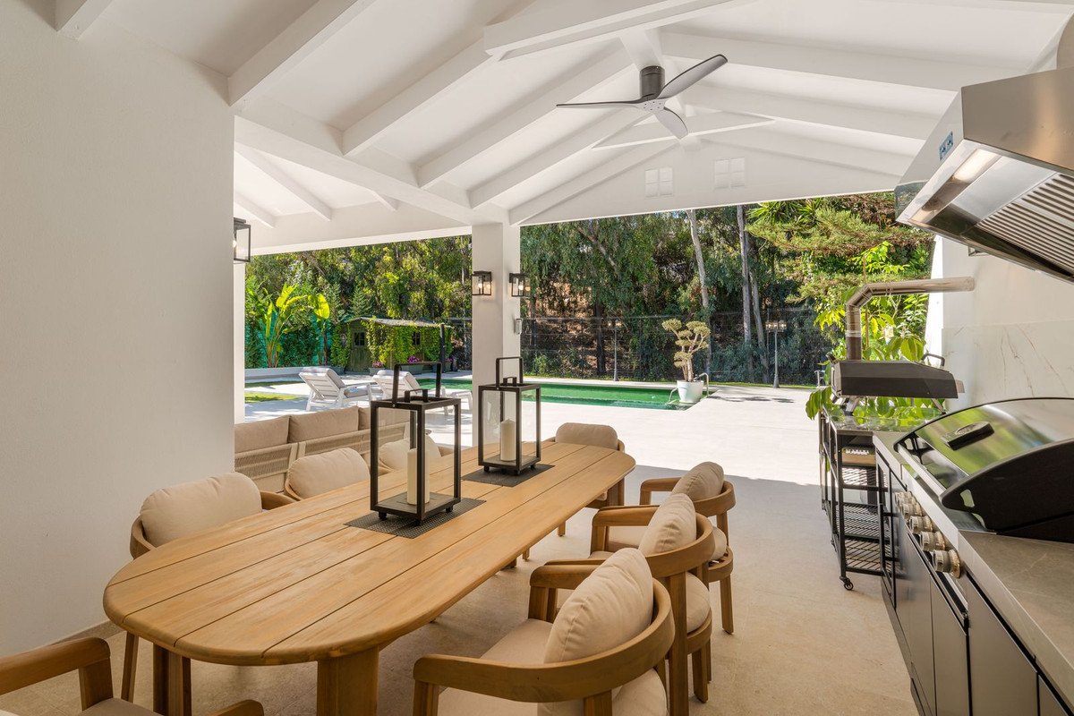 5 Bed Vrijstaande Villa in Nueva Andalucía in Nueva Andalucía, 