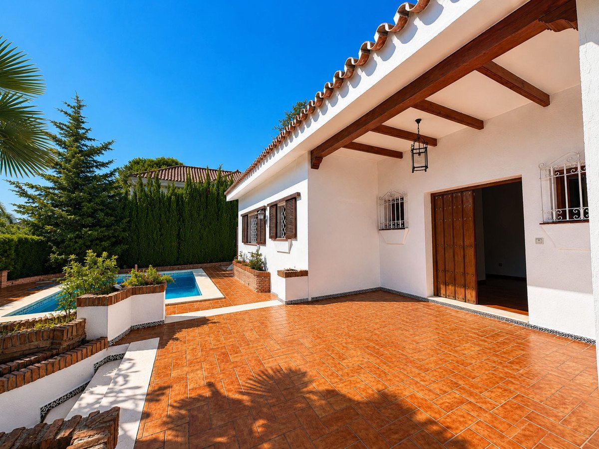 4 Bed Detached Villa in Río Real in Río Real, Detached Villa