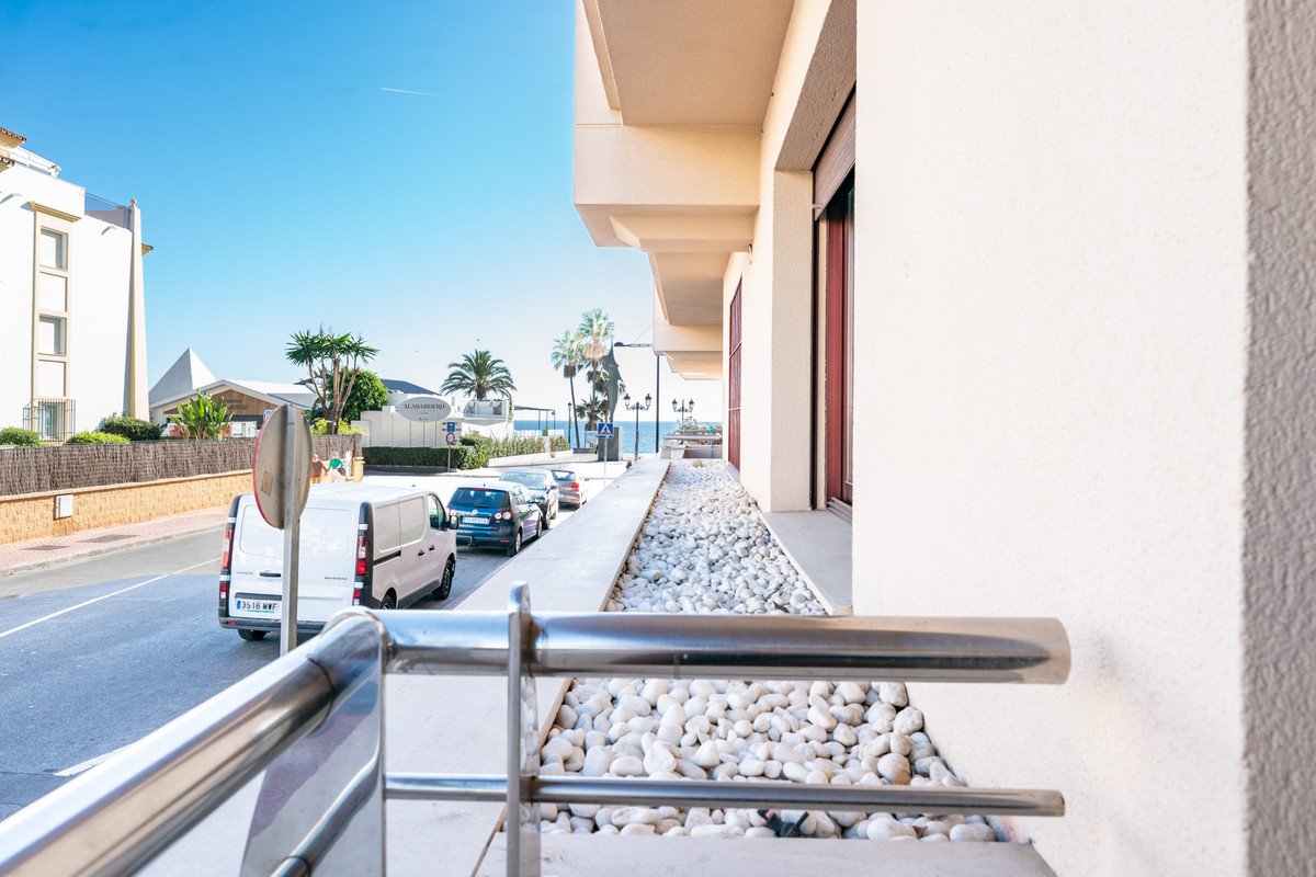 2 Bed Middle Floor Apartment in San Pedro de Alcántara in San Pedro de Alcántara, Apartment