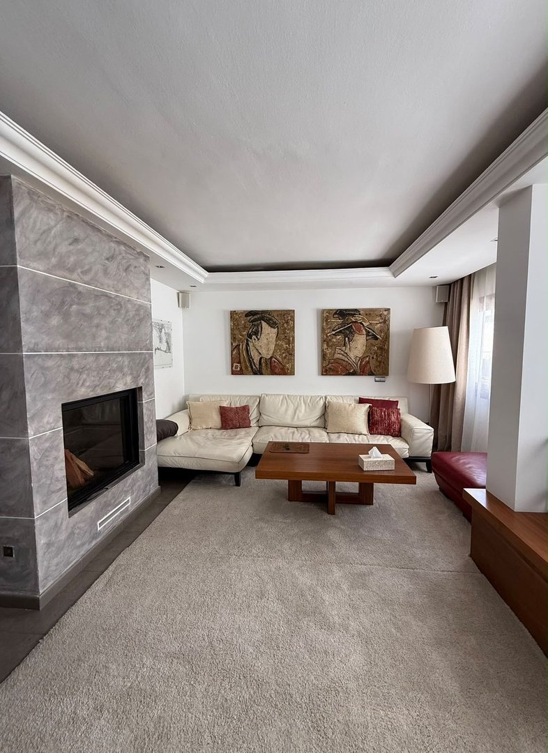 3 Bed Middle Floor Apartment in San Pedro de Alcántara
