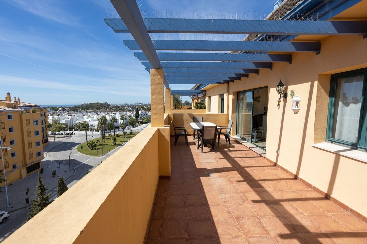 3 Bed Penthouse in San Pedro de Alcántara in San Pedro de Alcántara, 