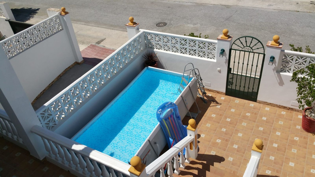 6 Bed بيت مدينة in San Pedro de Alcántara في San Pedro de Alcántara, تاون هاوس
