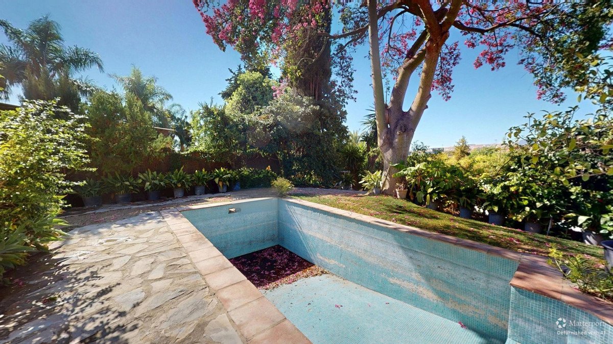 3 Bed Erillinen huvila in San Pedro de Alcántara