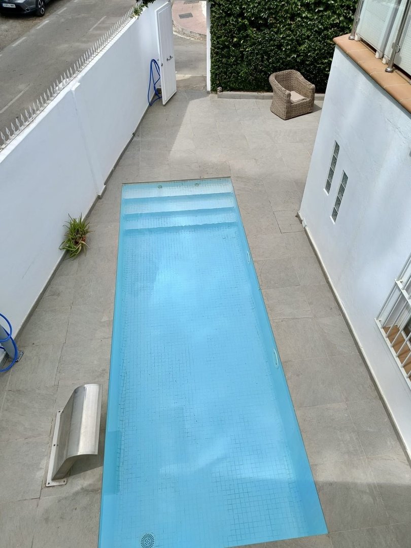 4 Bed فيلا مستقلة in San Pedro de Alcántara في San Pedro de Alcántara, فيلا منفصلة