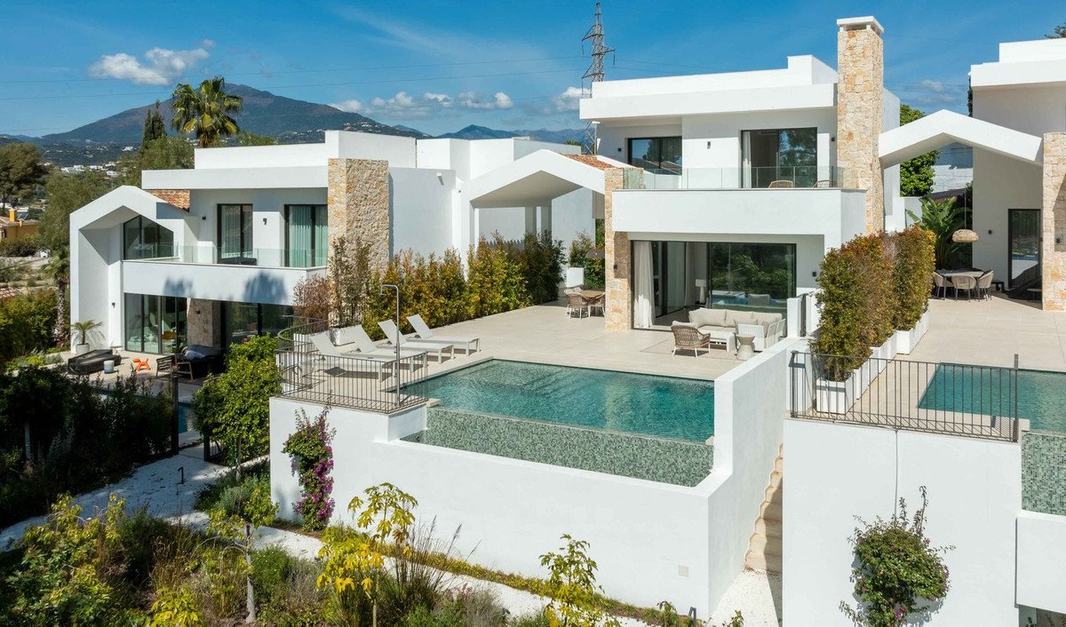 10 photo