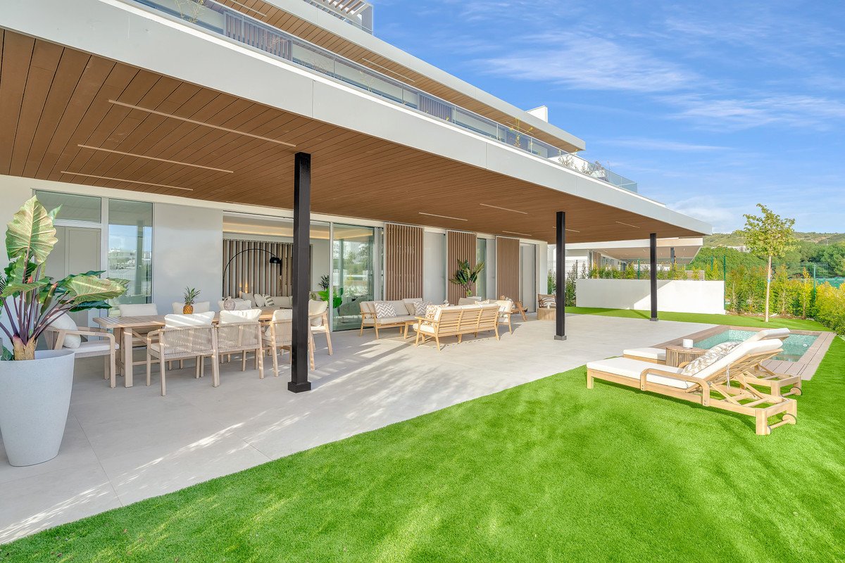 4 Bed Ground Floor Apartment in Santa Clara in Santa Clara, Apartment