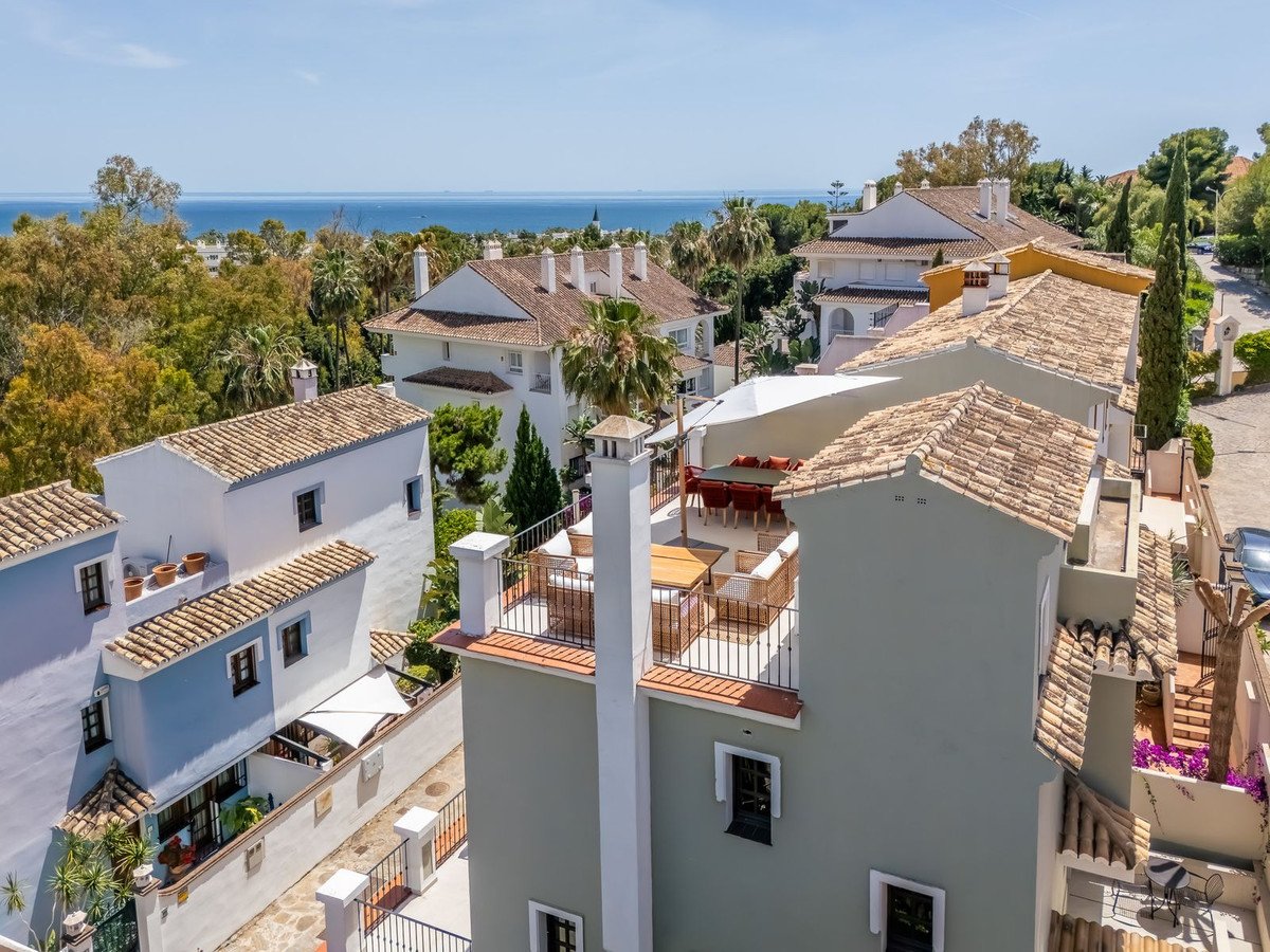 3 Bed Townhouse in The Golden Mile in The Golden Mile, Townhouse