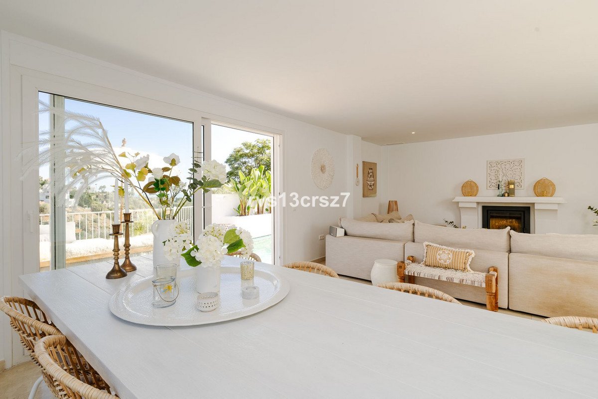 4 Bed فيلا مستقلة in El Rosario في El Rosario, فيلا منفصلة
