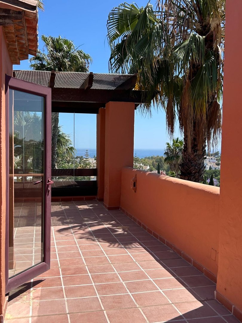4 Bed منزل شبه منفصل in The Golden Mile في The Golden Mile, منزل شبه منفصل