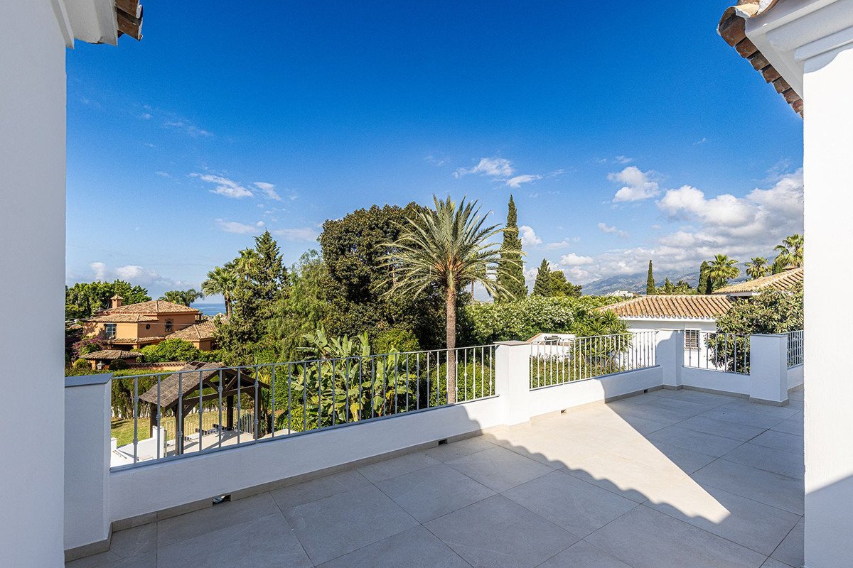 5 Bed Vrijstaande Villa in El Rosario in El Rosario, Vrijstaande villa