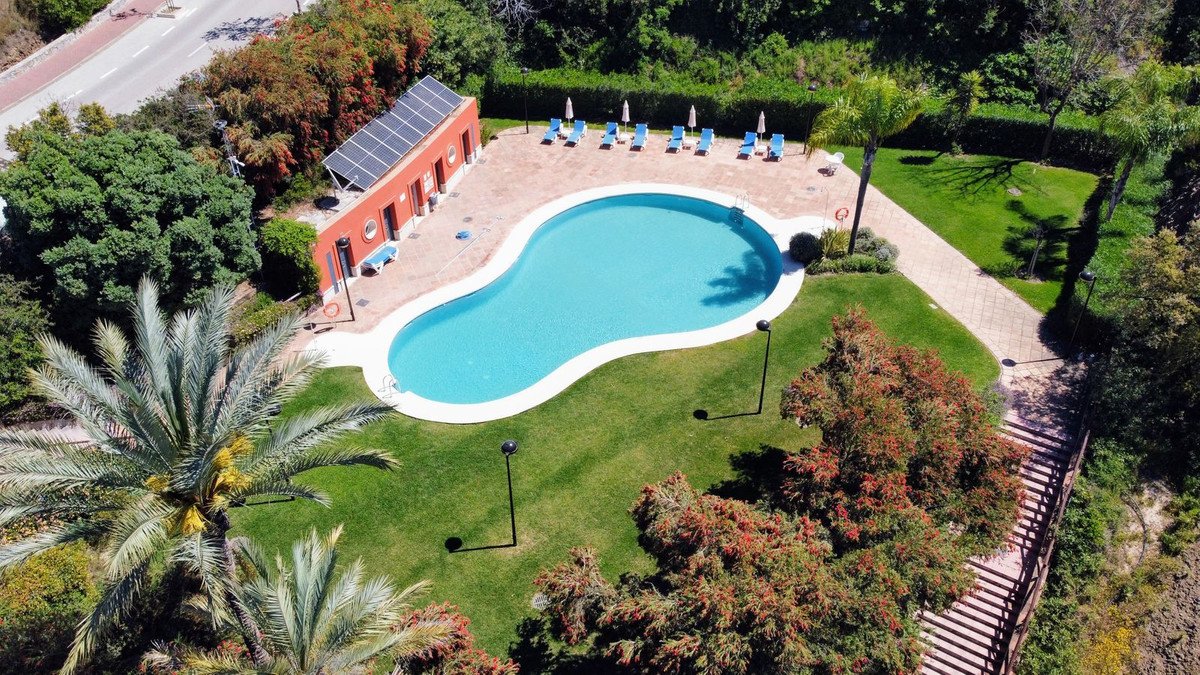 5 Bed Semi-Detached House in Santa Clara in Santa Clara, Semi-Detached House