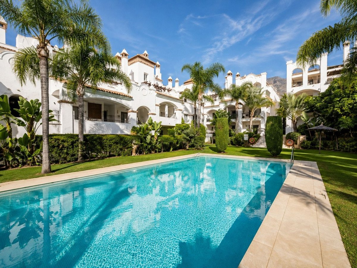 3 Bed Ground Floor Apartment in Sierra Blanca