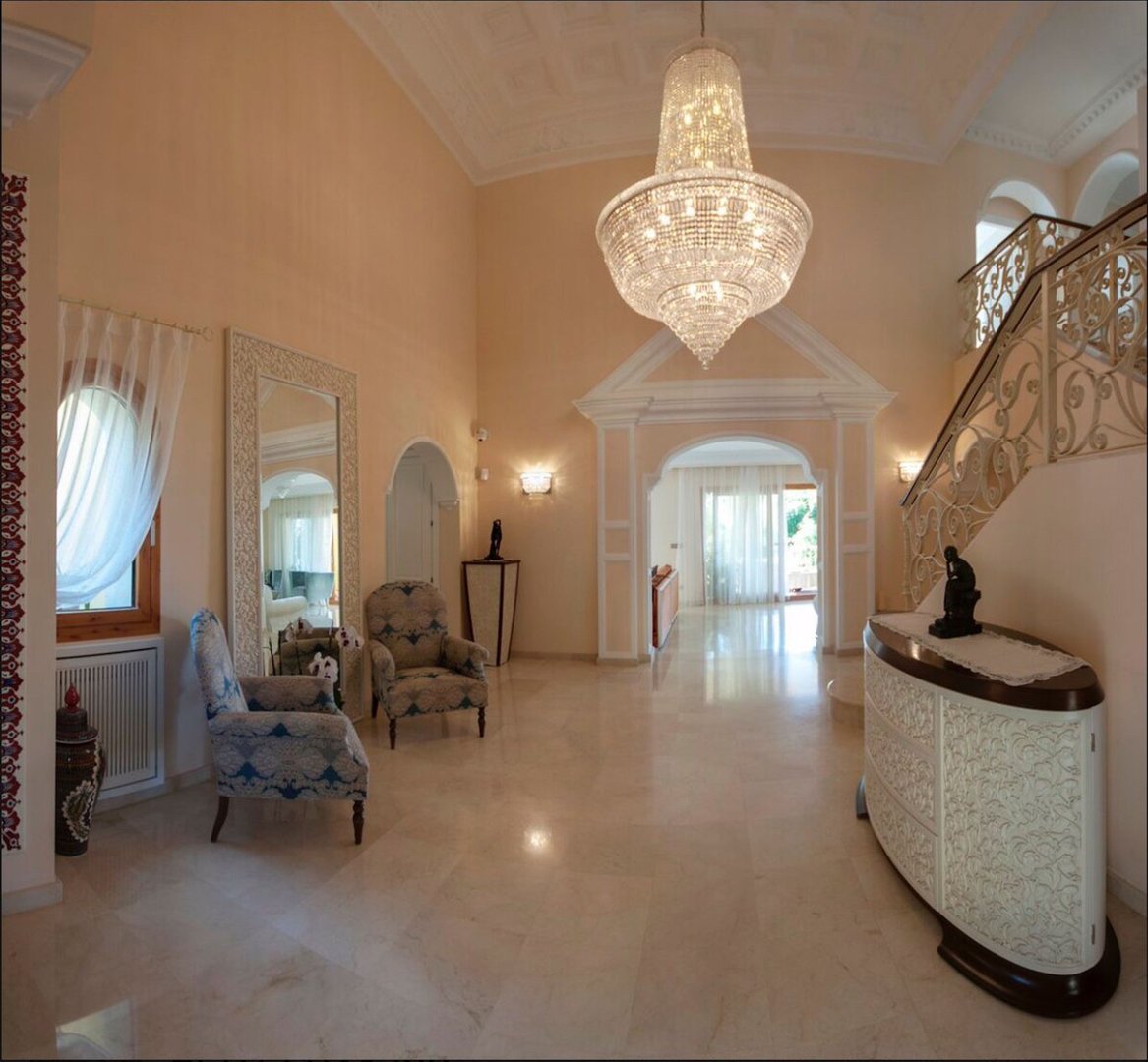 5 Bed Detached Villa in Sierra Blanca in Sierra Blanca, 