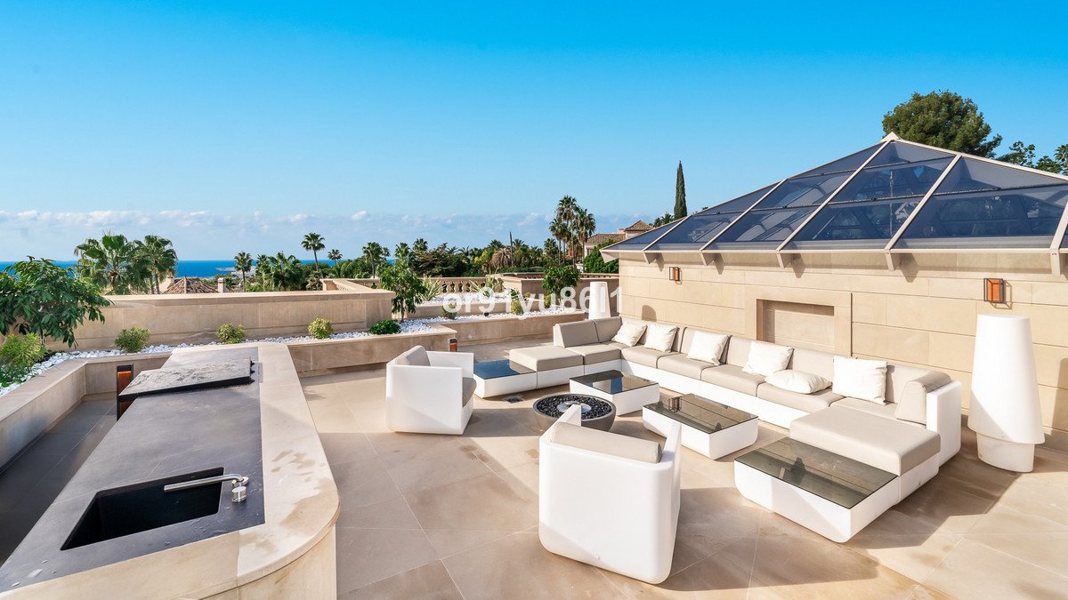 7 Bed فيلا مستقلة in Sierra Blanca في Sierra Blanca, 