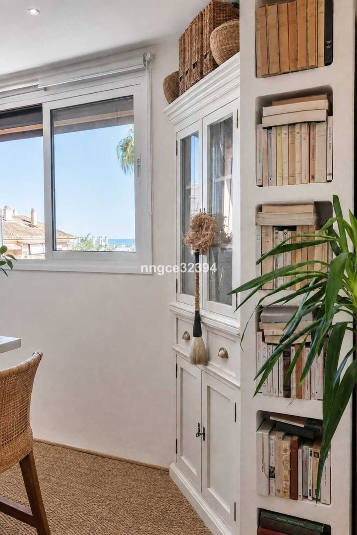 1 Bed Top Floor Apartment in The Golden Mile in The Golden Mile, Apartment