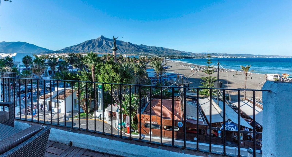 2 Bed شقة في الطابق الأوسط in The Golden Mile في The Golden Mile, شقة