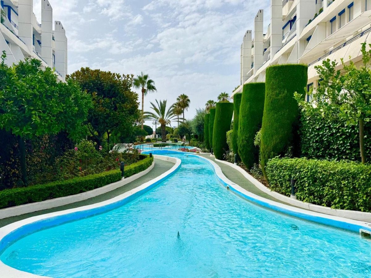 2 Bed Duplex in The Golden Mile in The Golden Mile, 