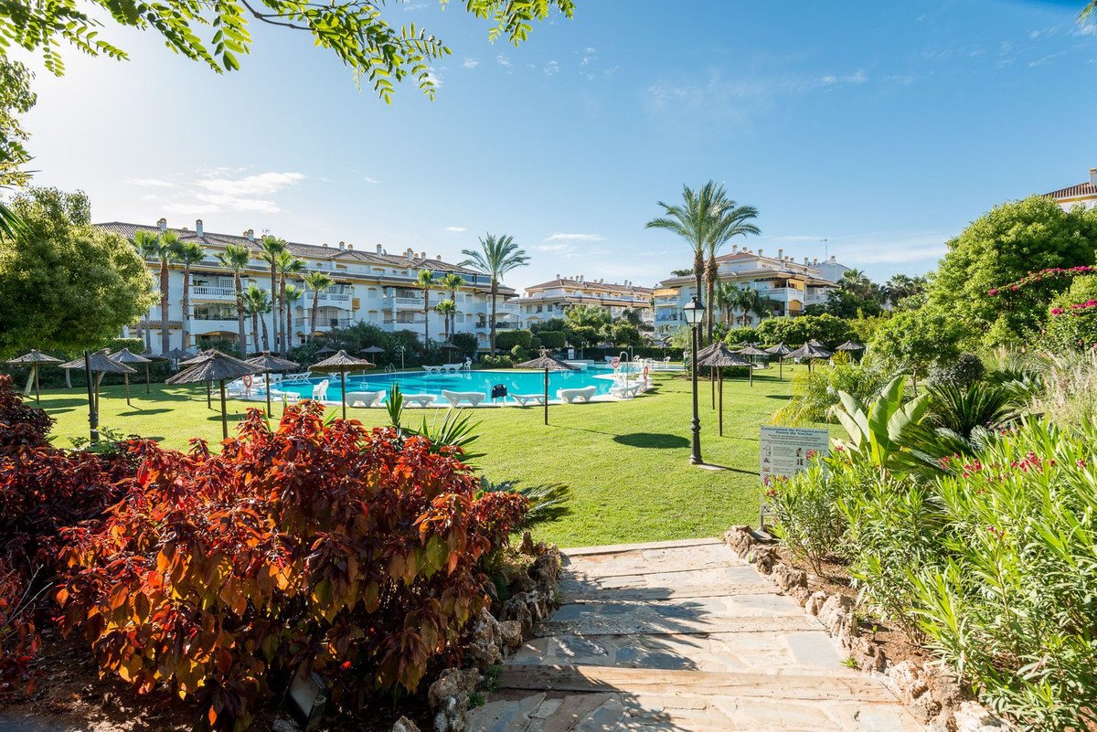 3 Bed Tussenverdieping Appartement in Nueva Andalucía