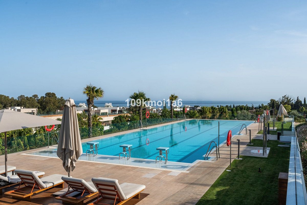 4 Bed Ground Floor Apartment in The Golden Mile in The Golden Mile, Apartment