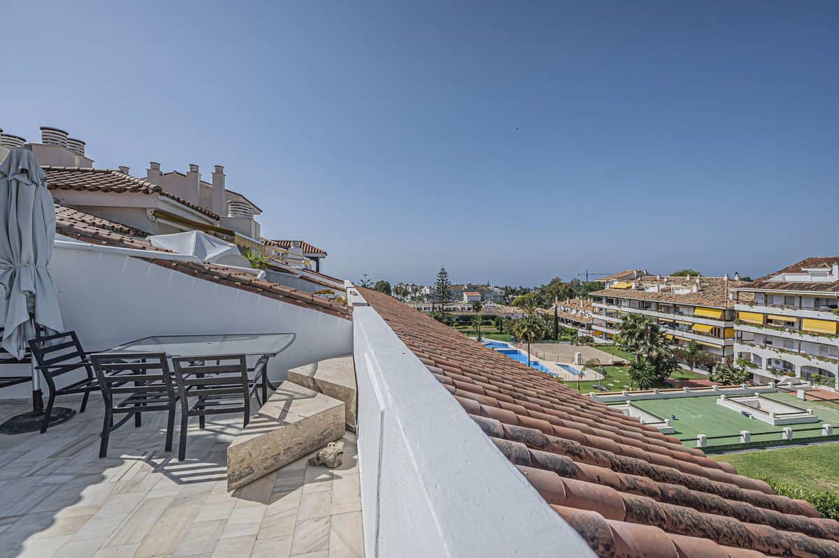 1 Bed Penthouse in The Golden Mile in The Golden Mile, Penthouse