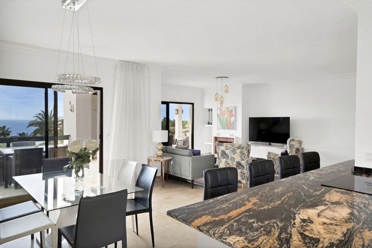 3 Bed Penthouse in The Golden Mile in The Golden Mile — Penthouse