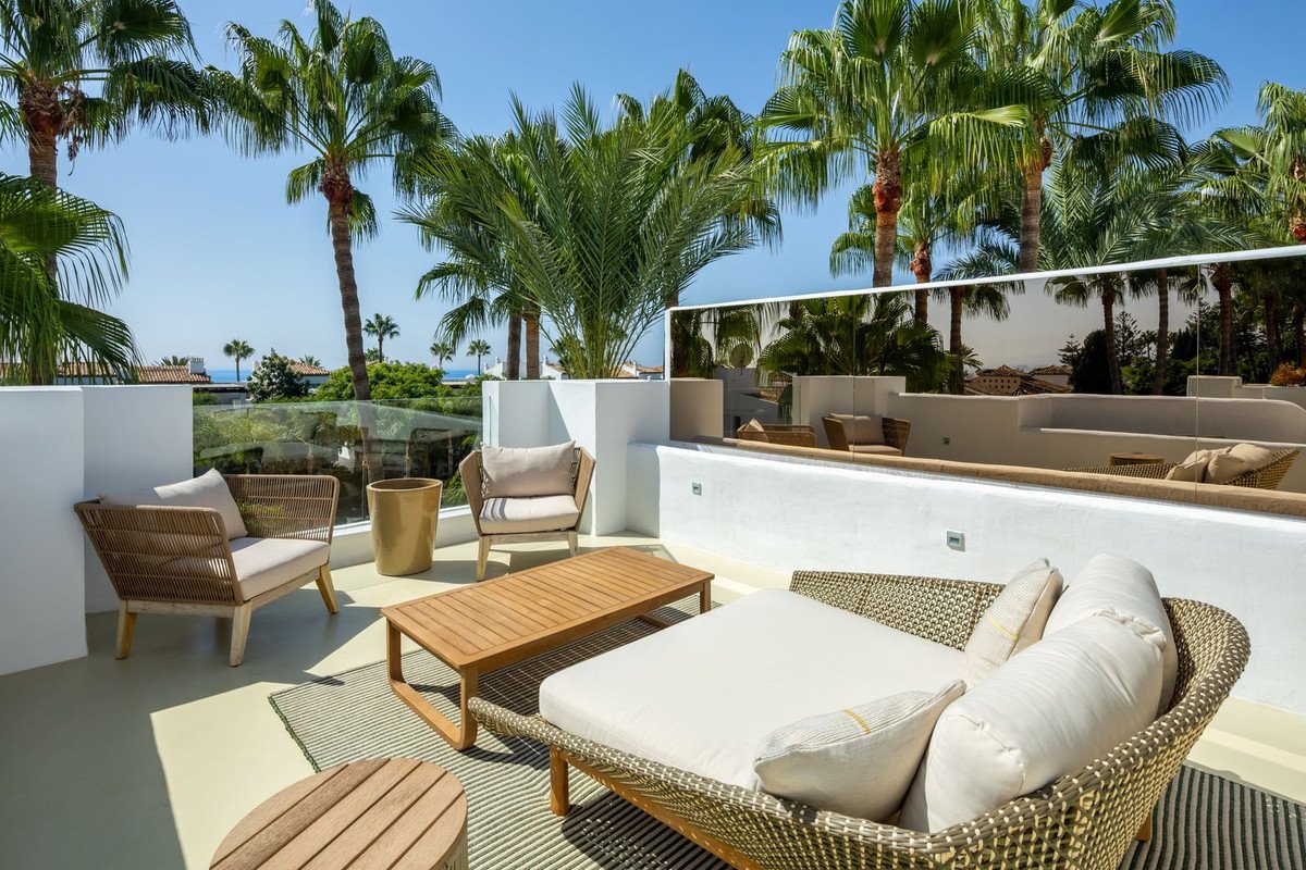 4 Bed Penthouse Duplex in The Golden Mile in The Golden Mile, Penthouse Duplex