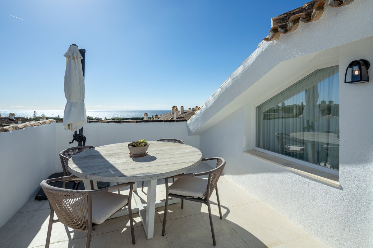5 Bed Appartement étage intermédiaire in The Golden Mile