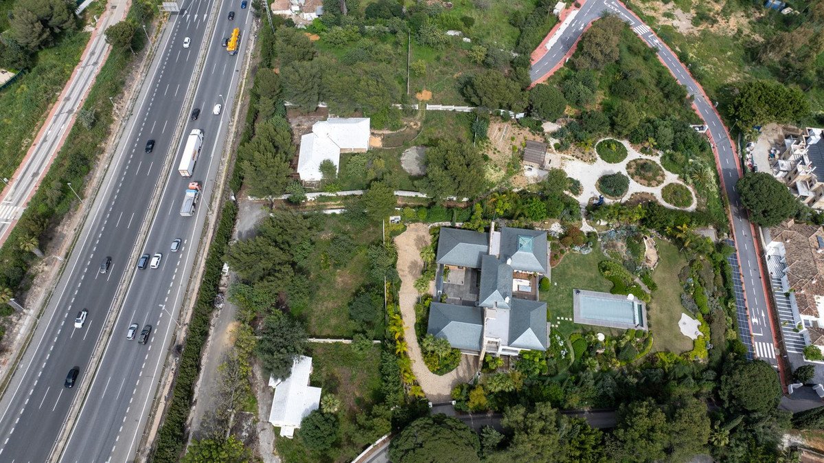 Residential Plot in The Golden Mile in The Golden Mile, Residential Plot