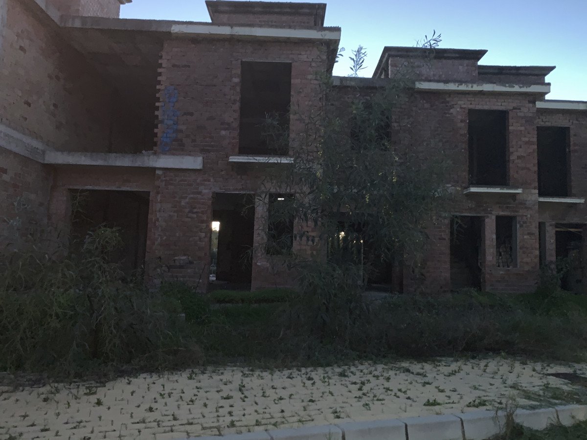 Residential Plot in The Golden Mile in The Golden Mile — Building Plot