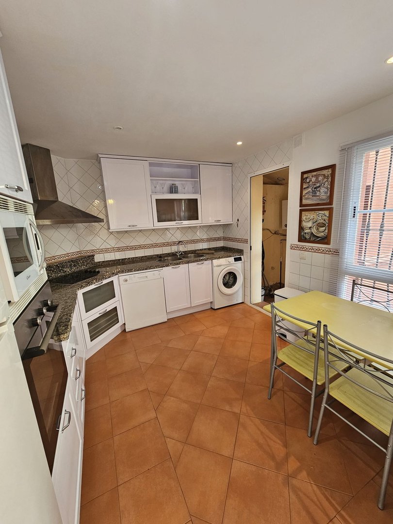 3 Bed Townhouse in The Golden Mile in The Golden Mile — Townhouse