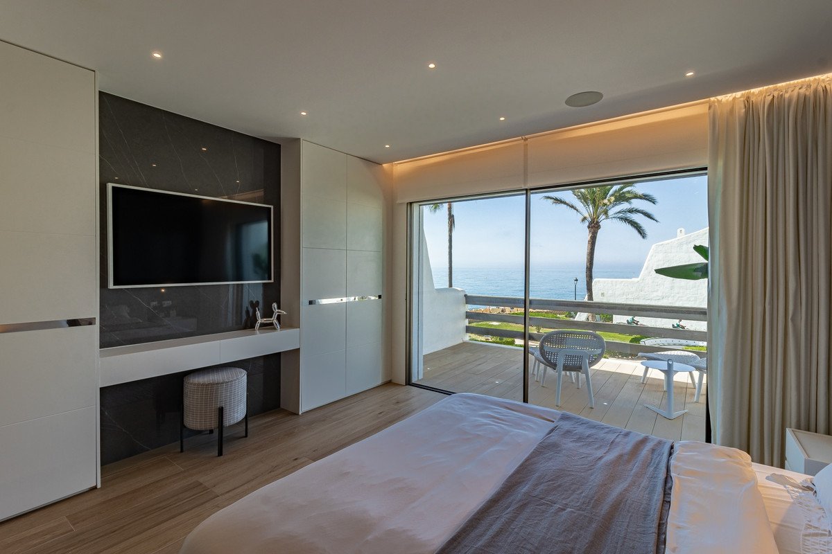 4 Bed Townhouse in The Golden Mile in The Golden Mile, Townhouse