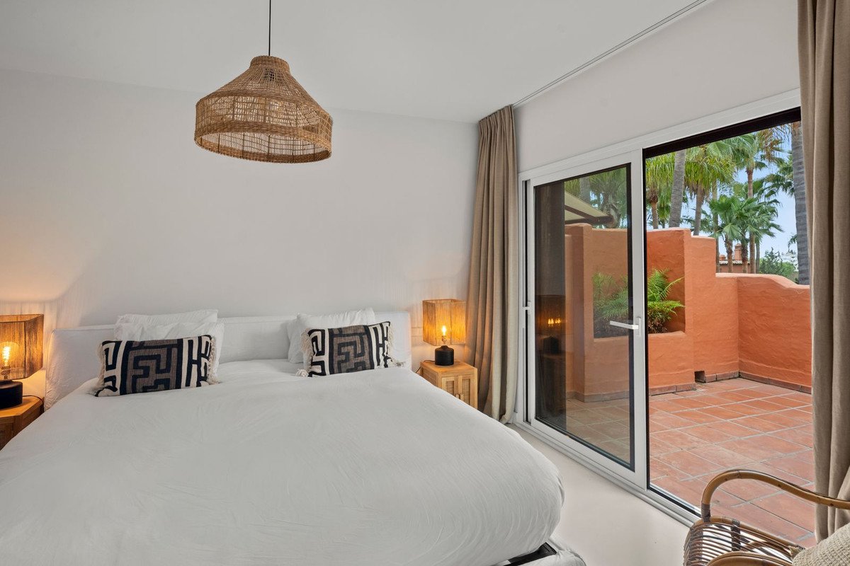 4 Bed Townhouse in The Golden Mile in The Golden Mile — Townhouse