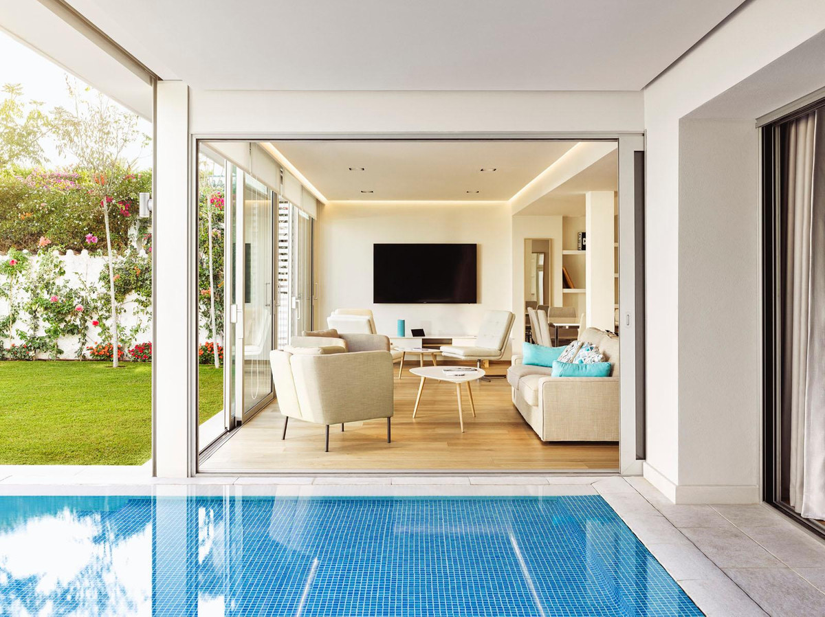 11 photo