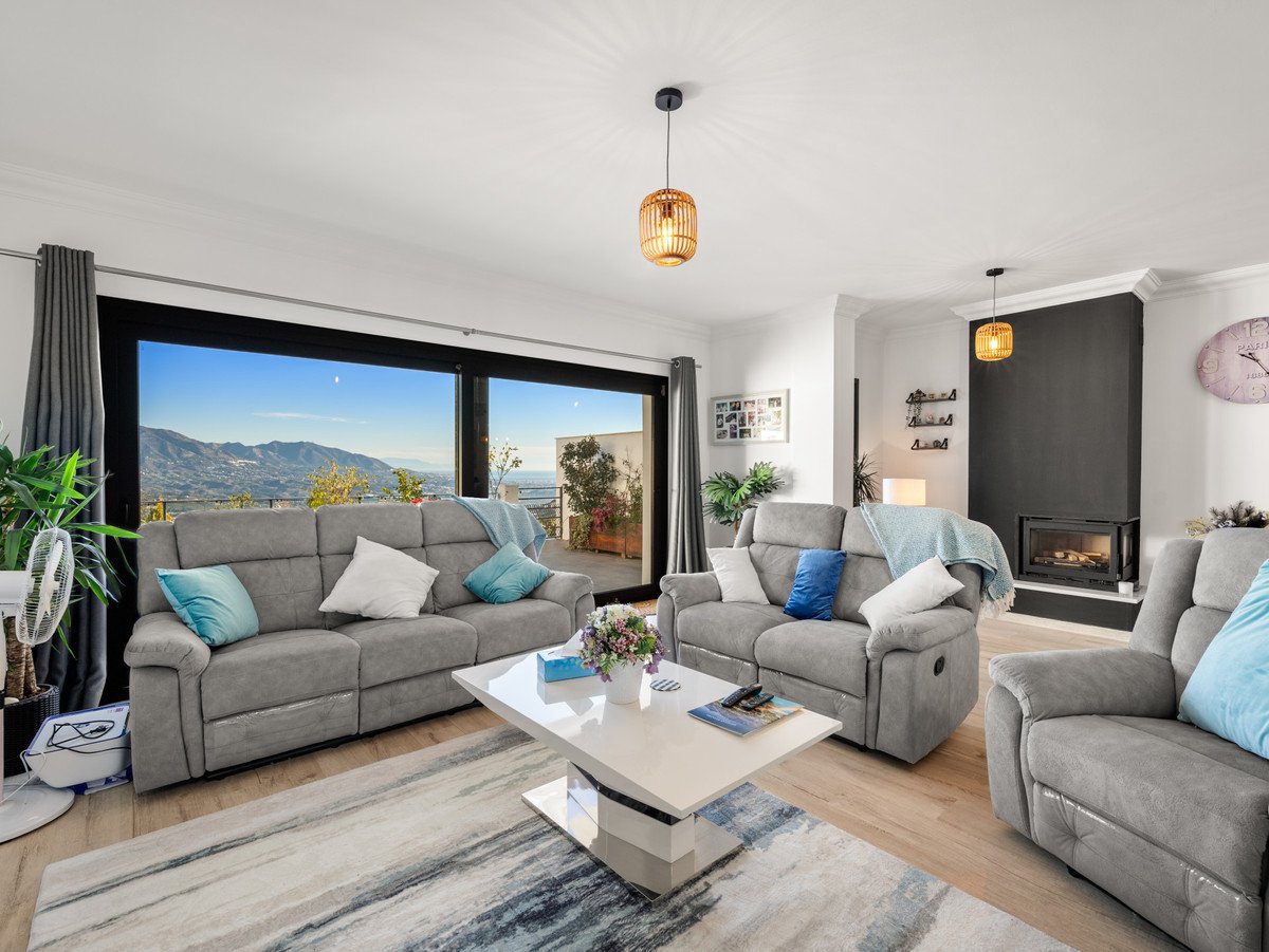 3 Bed Řadový dům in Marbella v Marbella, Řadový dům