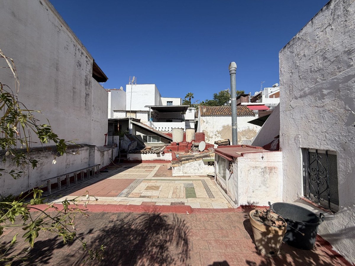 4 Bed Townhouse in Marbella in Marbella, Townhouse