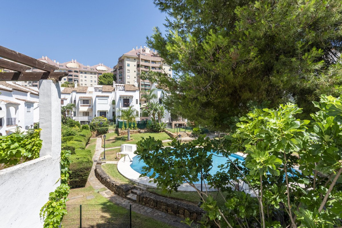 4 Bed Townhouse in Marbella in Marbella, Townhouse