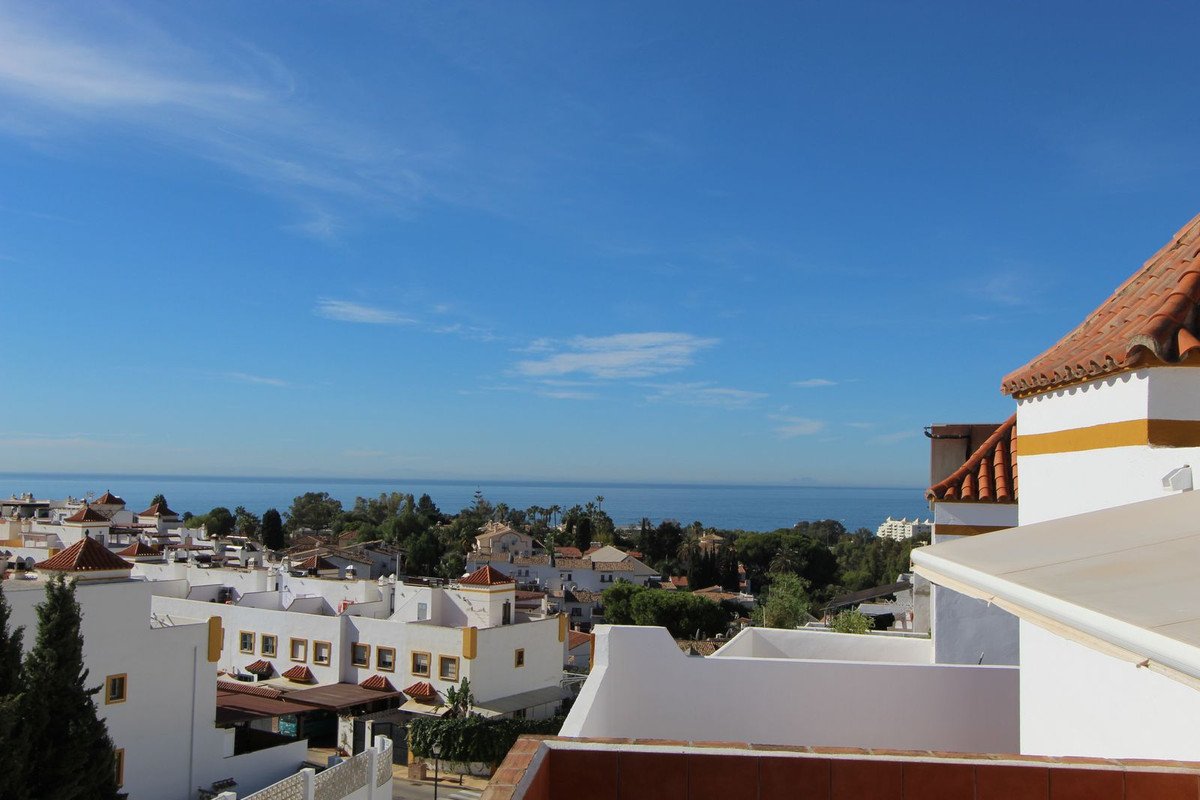 5 Bed Townhouse in Marbella in Marbella, Townhouse
