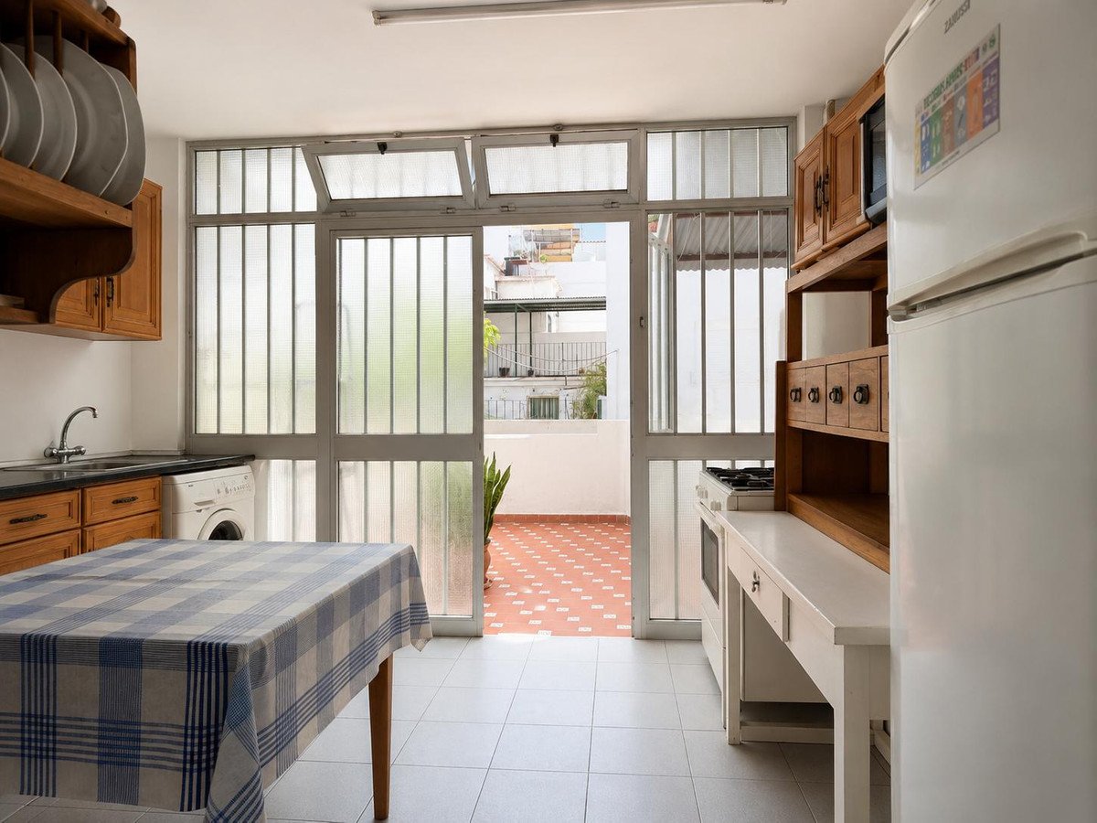 6 Bed Townhouse in Marbella in Marbella, Townhouse