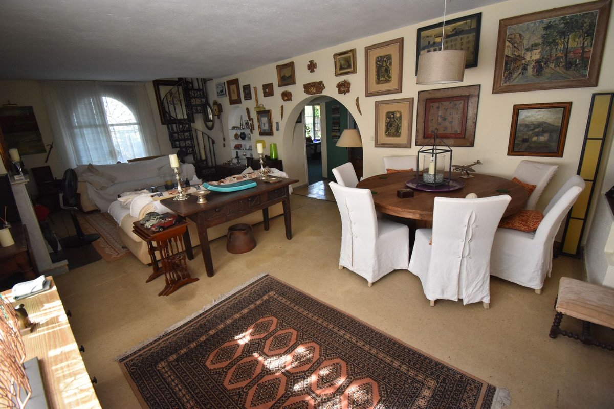 3 Bed Detached Villa in Marbella in Marbella, Detached Villa