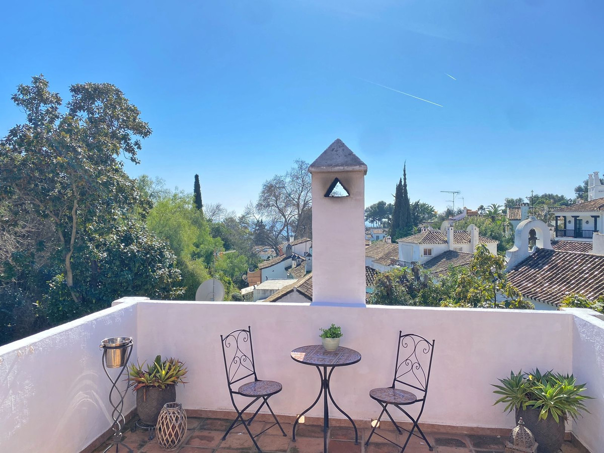 3 Bed בית דו-משפחתי in Marbella ב- Marbella, בית חצי-נפרד