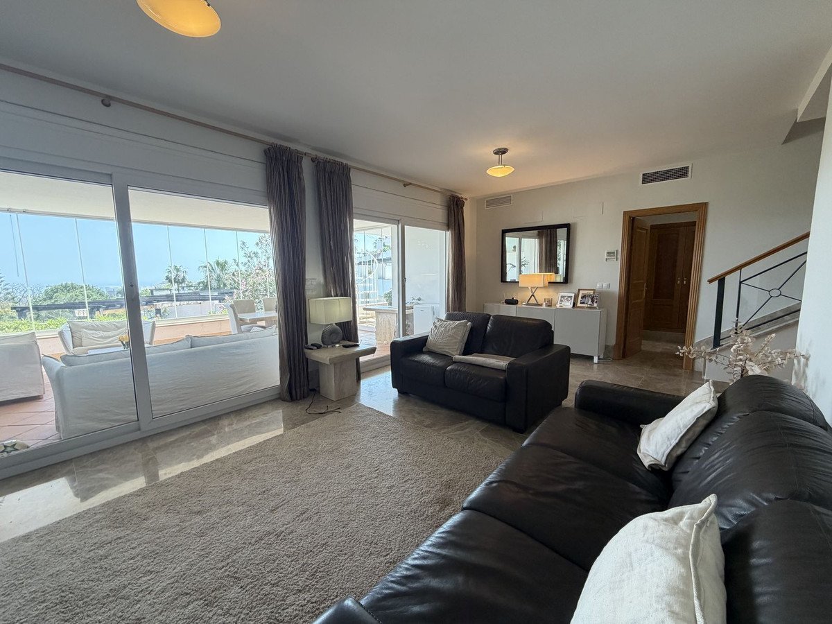 3 Bed Semi-Detached House in Marbella in Marbella — Semi-Detached House