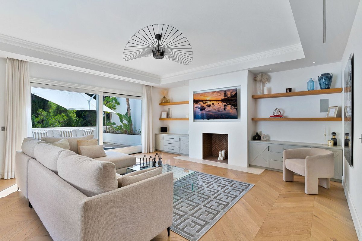 4 Bed Semi-Detached House in Marbella in Marbella — Semi-Detached House