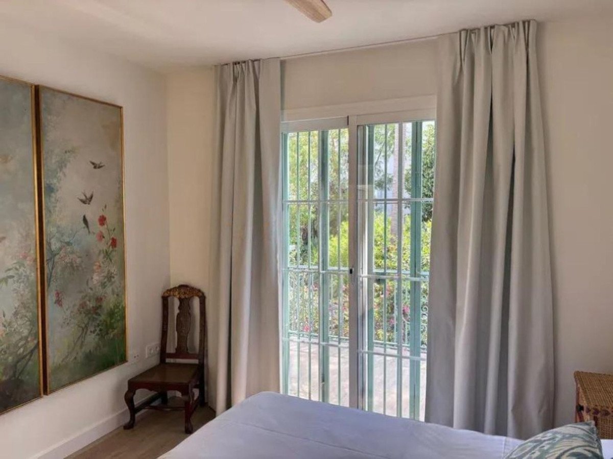 4 Bed Semi-Detached House in Marbella in Marbella, Semi-Detached House