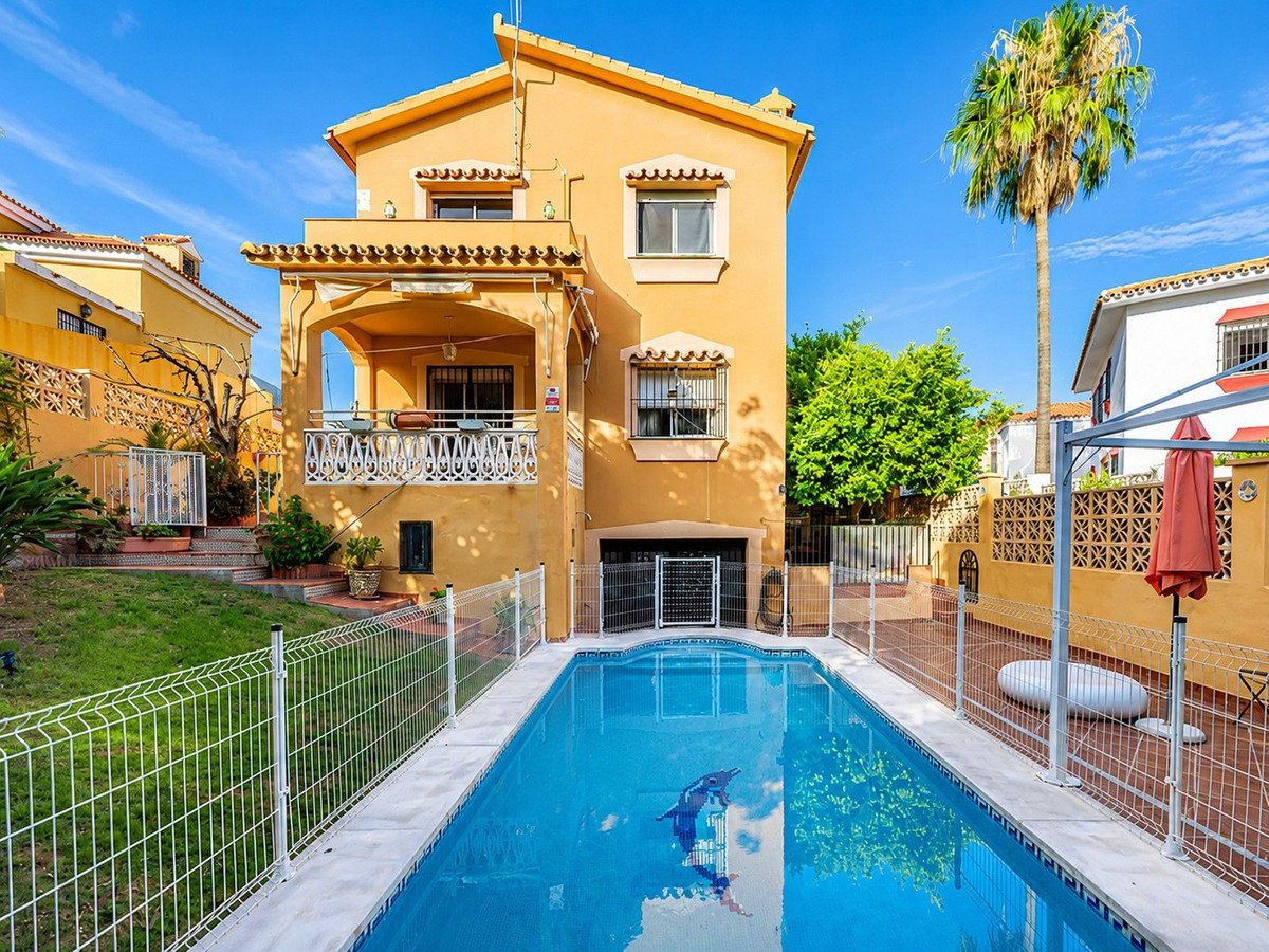 5 Bed Detached Villa in Marbella in Marbella, Detached Villa