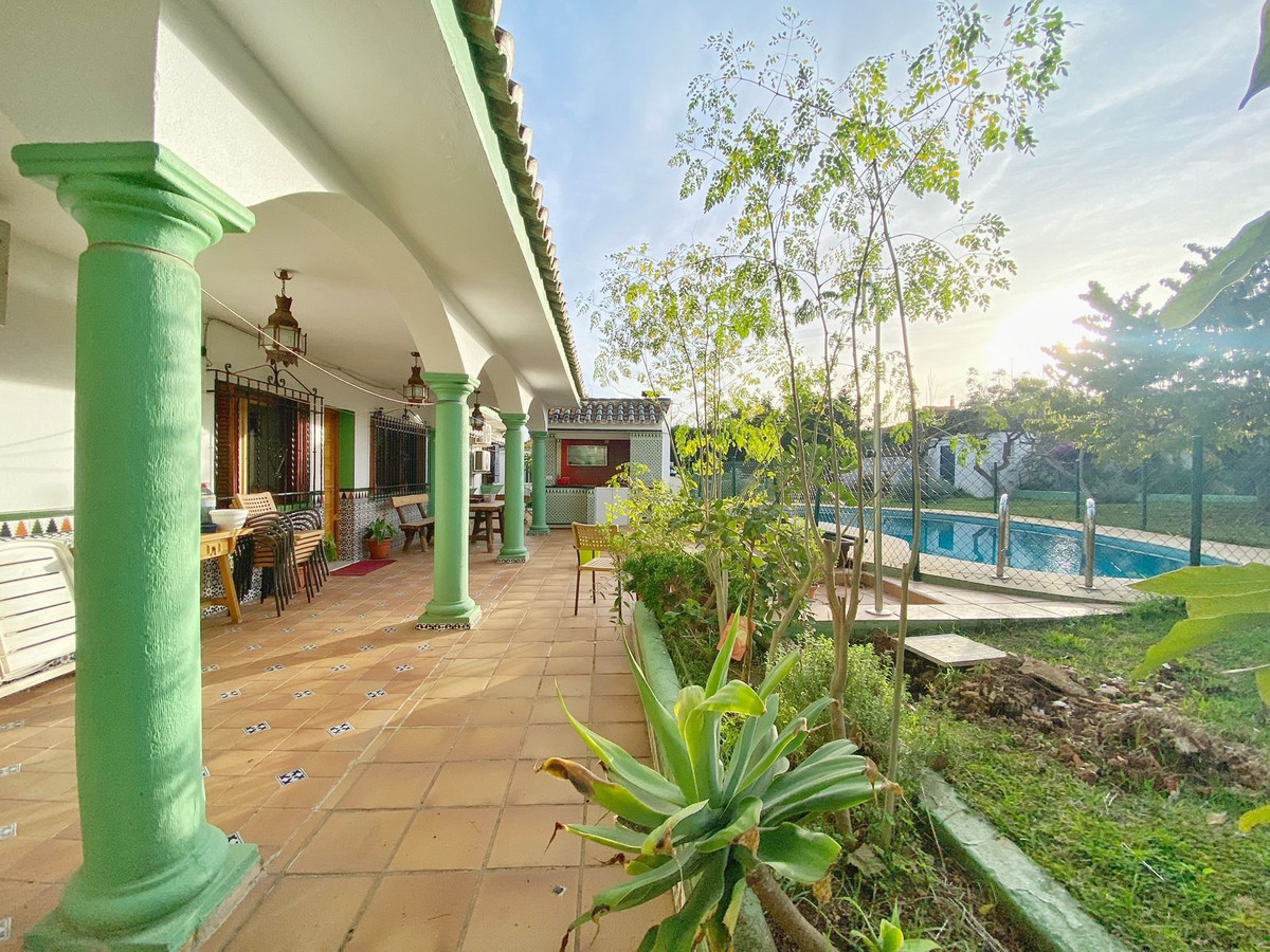 5 Bed Μονοκατοικία βίλα in Marbella σε Marbella, 