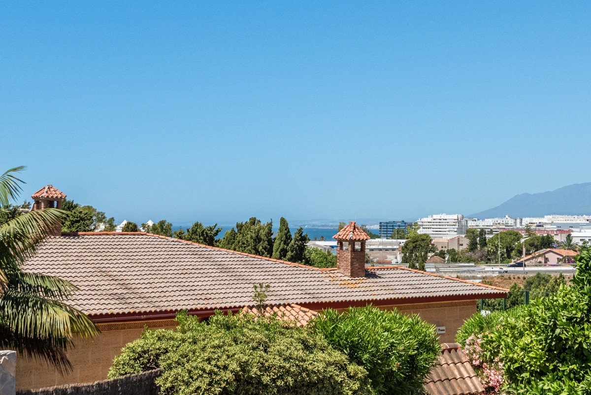 5 Bed Detached Villa in Marbella in Marbella, Detached Villa
