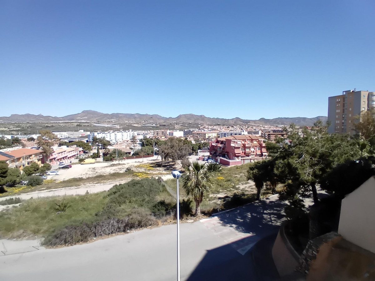 2 Bed Middle Floor Apartment in Puerto Mazarron in Puerto Mazarron, 