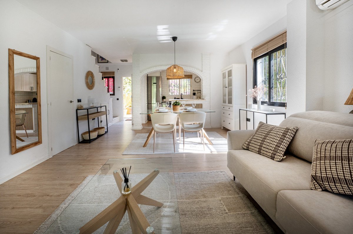 2 Bed Semi-Detached House in Mijas Costa in Mijas Costa — Semi-Detached House